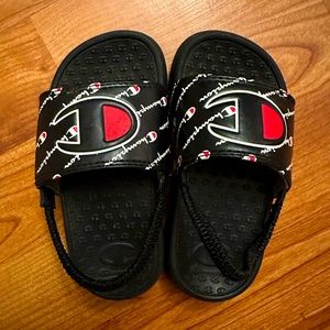 Champion Toddler Size 8 slides